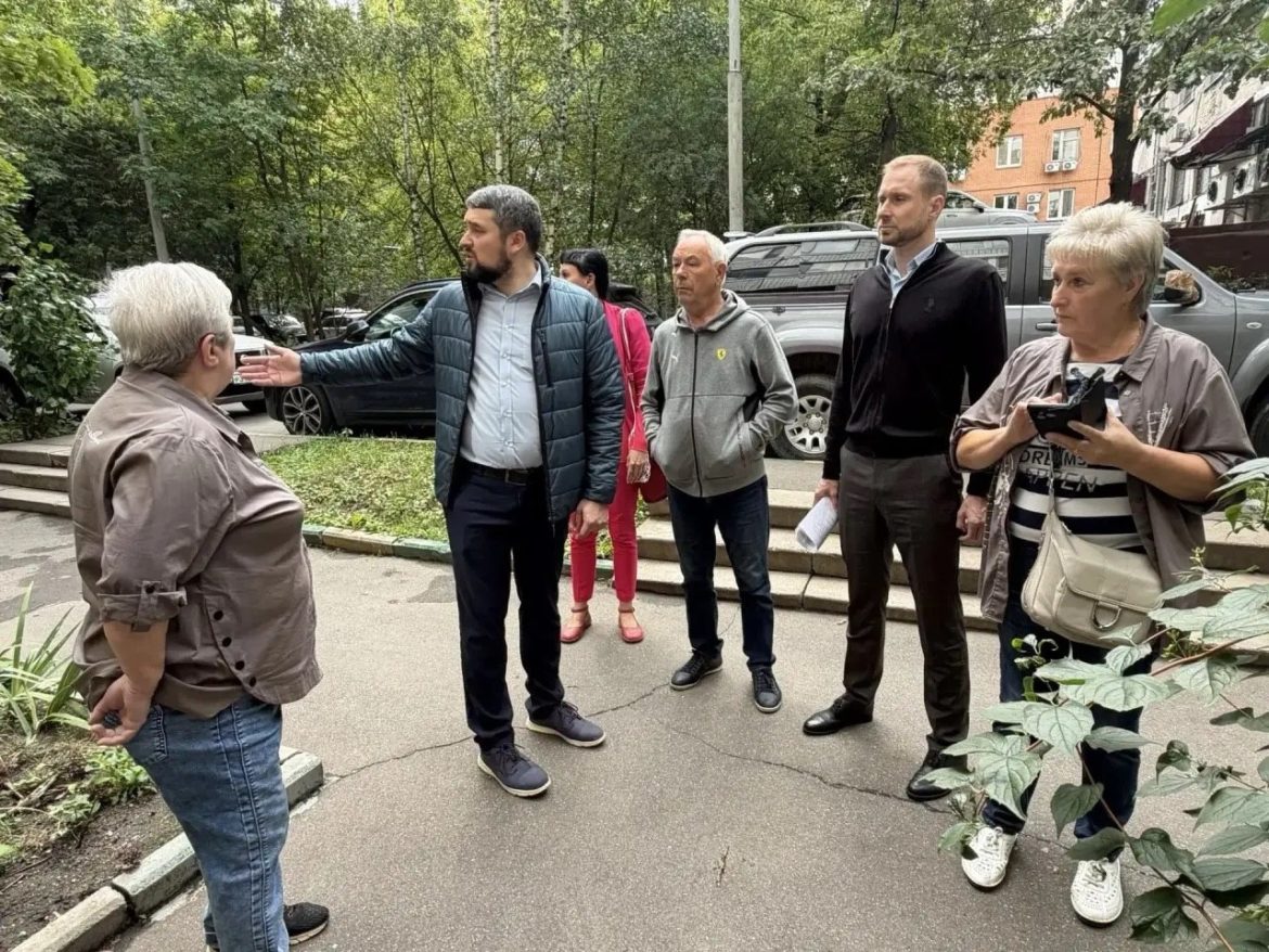 Фили-Давыдково: проверка дворов на Кастанаевской и Герасима Курина