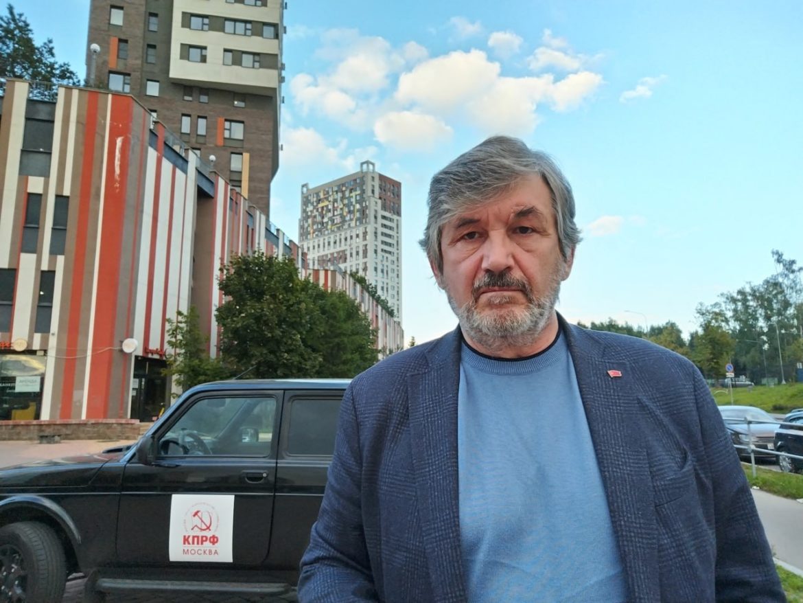Михаил Потемко-Стеценко: «Решать проблемы района Коммунарка в интересах народа»