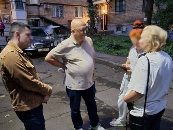 Двор кооператива Академии наук: равные права на благоустройство