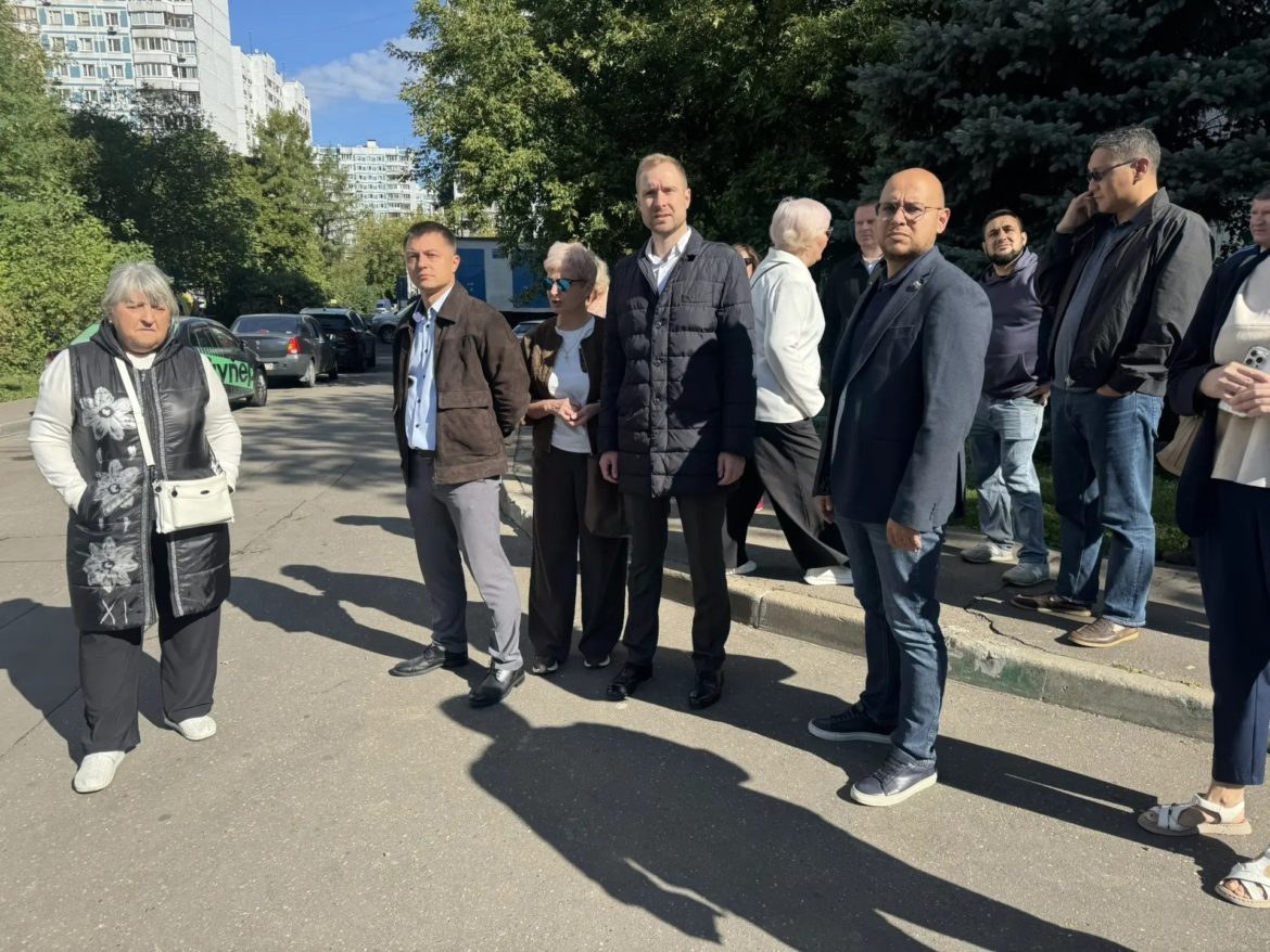 Крылатское. Город в деталях: о чем говорит обычный дворовый обход