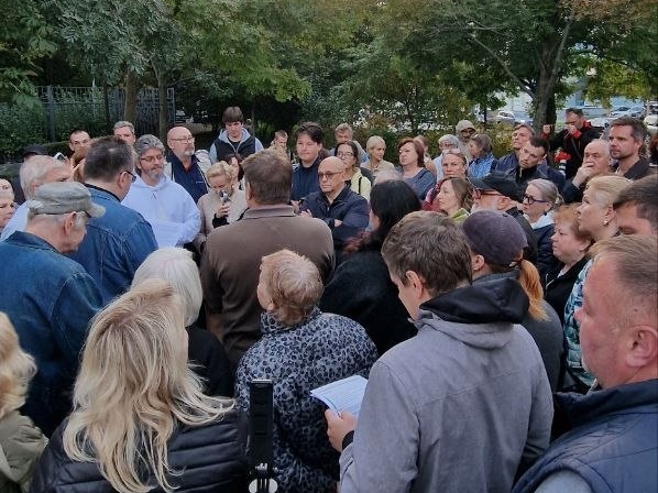 Родина не там, где меньше больно, а там, где что-то главное болит