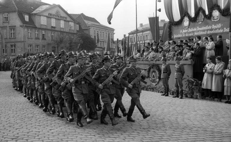 Шестьдесят лет со дня образования Национальной народной армии ГДР