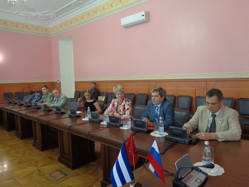 Фракция КПРФ в Мосгордуме провела встречу с представителями посольства Кубы