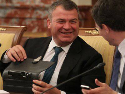 «Сердюкова не дают посадить влиятельные силы в руководстве страны»