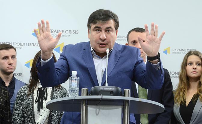 Саакашвили зовет хлопцев на баррикады