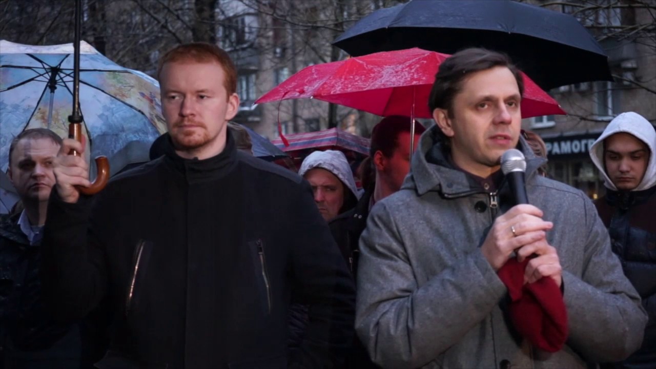 Депутаты-коммунисты провели встречу с избирателями по  реновации жилья