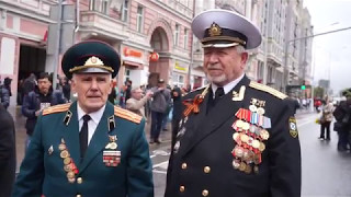 Шествие в честь 72-ой годовщины победы СССР над немецко-фашистскими захватчиками.