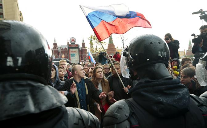 «Баррикады» Навального теряют бойцов