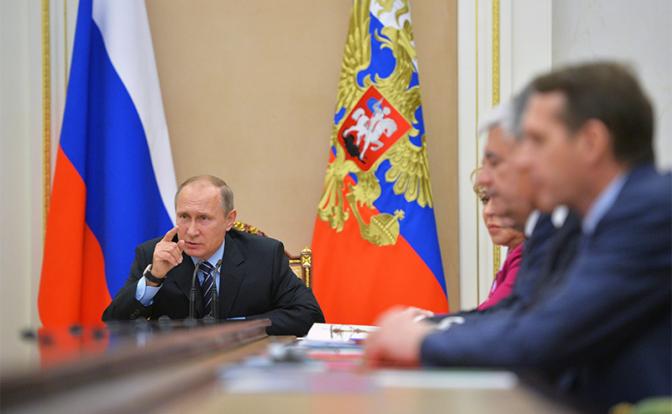Интриги Кремля: Власть решает кого считать элитой