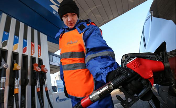 Бензин по 50 рублей за литр: Скоро в продаже