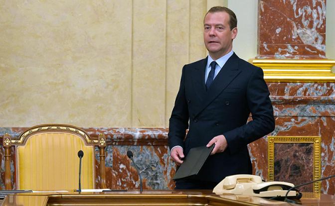 Правительство Медведева весь свой резерв спустило на выборы
