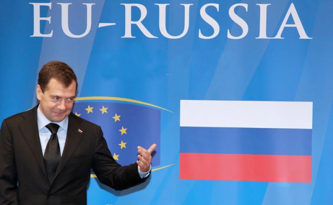 Путин оставил правительство Медведева, чтобы угодить Западу