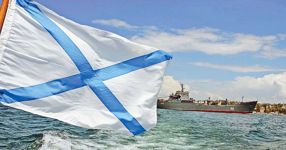 День ВМФ России — это праздник демонстрации военной мощи российских войск на воде