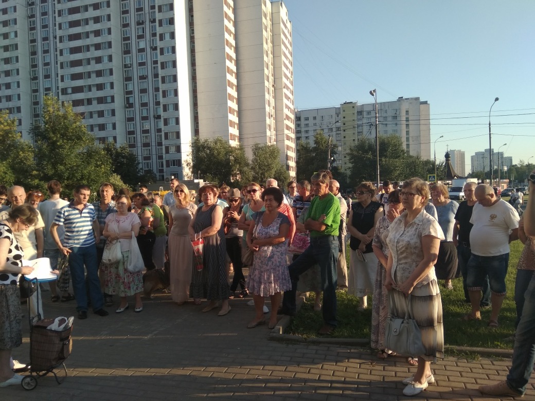 Жители Отрадного встали на защиту кинотеатра «Байконур»