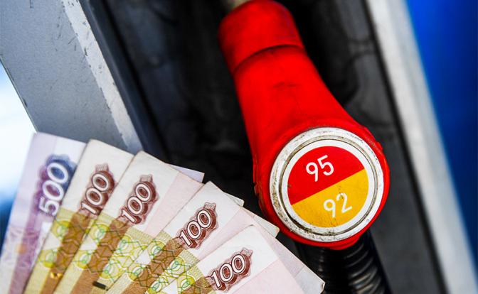 Бензиновый узел правительство развязать не сможет еще долго