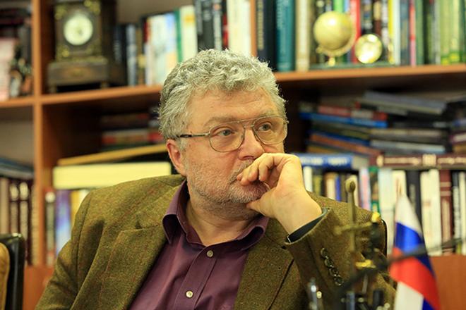 Писателя Юрия Полякова выжили из главных редакторов «Литературной газеты» за статью про «Ельцин-центр»