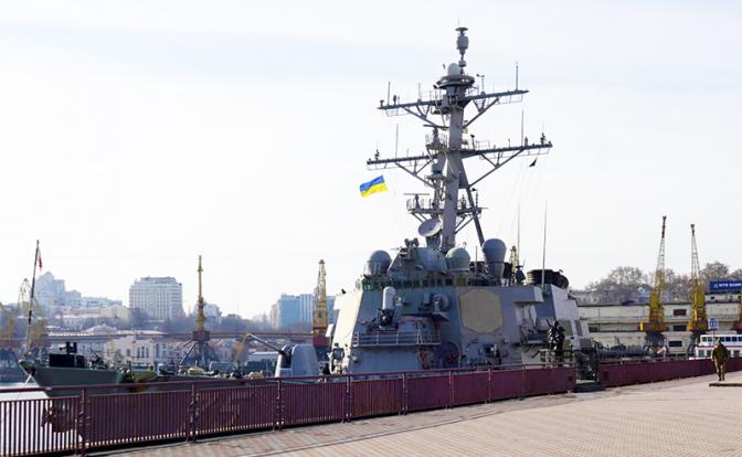 Одесса враждебно встретила эсминец США с «Томагавками»