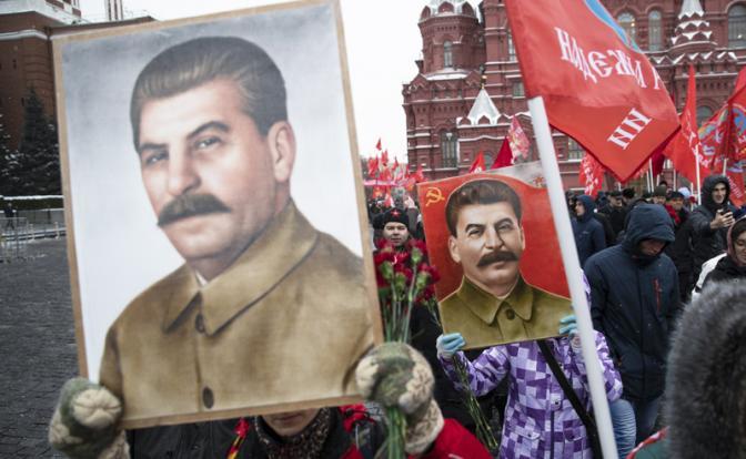 Сергей Обухов: Почему в России Сталина чтят больше, чем Путина?
