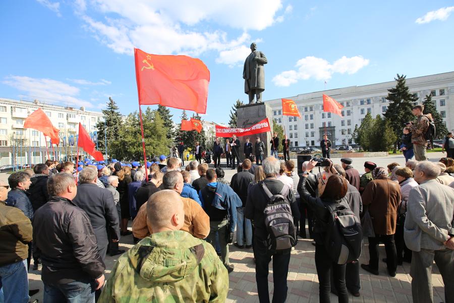 Коммунисты ЛНР отметили 149-ю годовщину со дня рождения В.И. Ленина