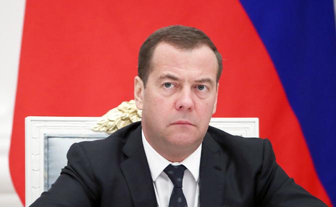 Обещания Медведева…
