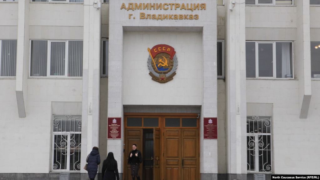 Предвыборные страсти в Северной Осетии выходят на более агрессивный и беззаконный уровень