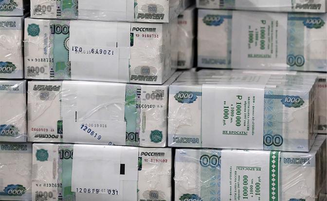 Три триллиона рублей ежегодно сквозь пальцы правительства