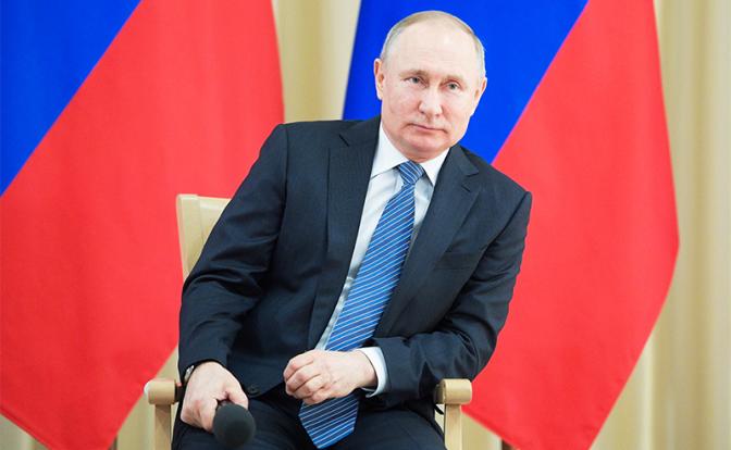 Путин использует коронавирус, чтобы загнать Россию в «1984»
