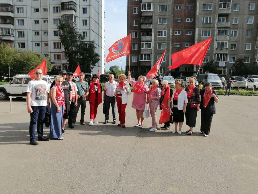 Лидер ВЖС «Надежда России» Нина Останина: «Убеждена в победе коммунистов!»