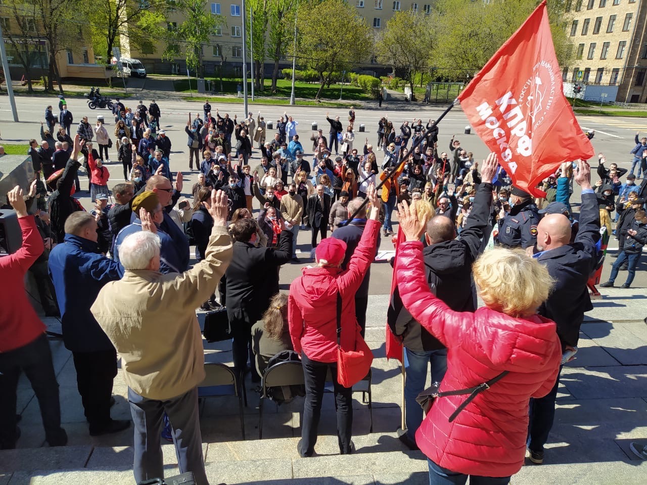 Москвичи выступили против переноса Центрального музея ВС РФ в парк “Патриот”