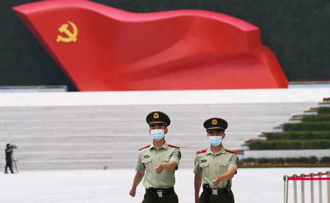 Индия и Китай: коммунистический и капиталистический выбор мировых гигантов