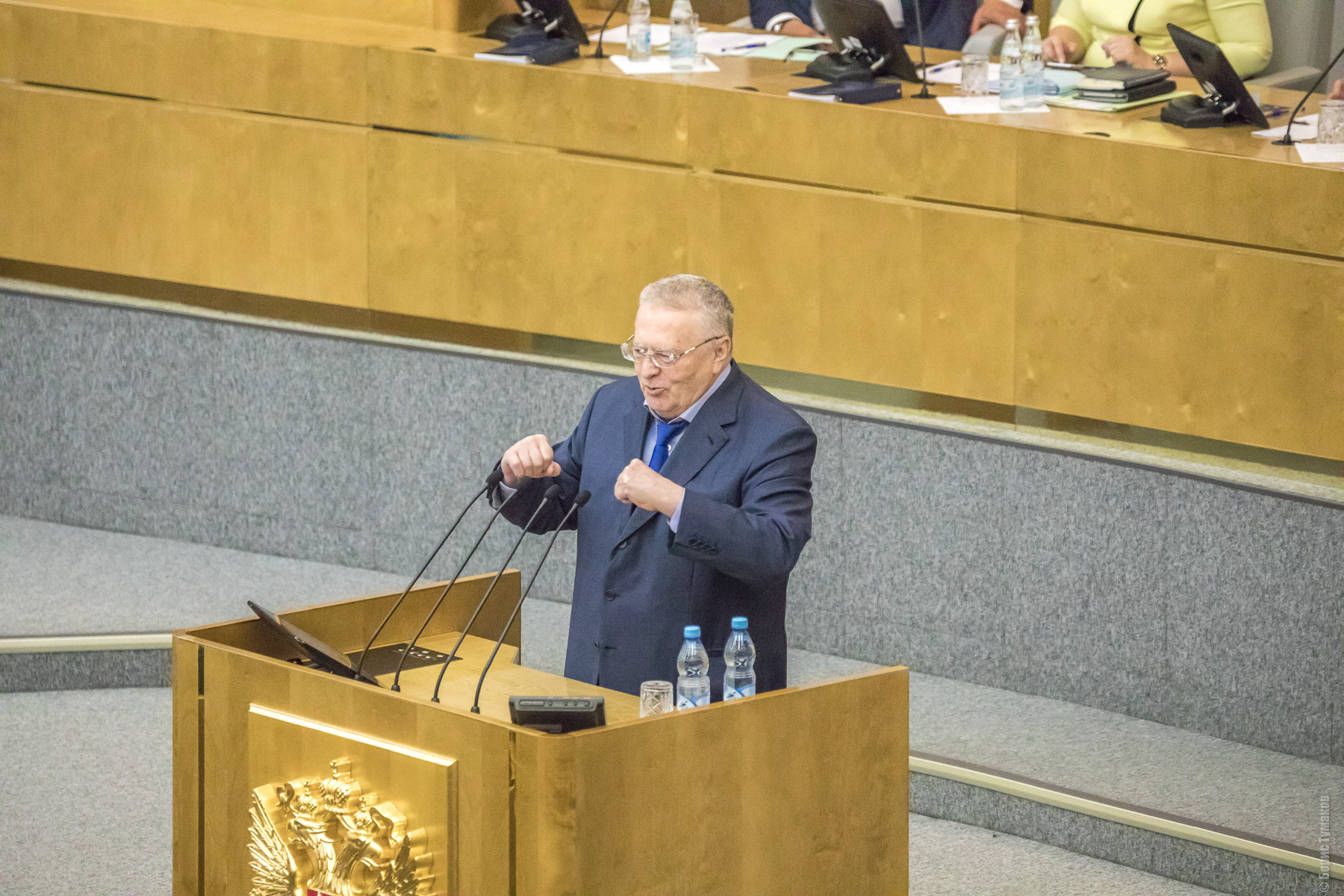 Владимир Жириновский подал в суд на Валерия Рашкина