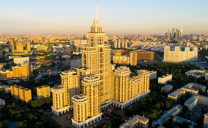 У «слуг народа» нет денег на жильё: Песков и Кремль помогут свои людям