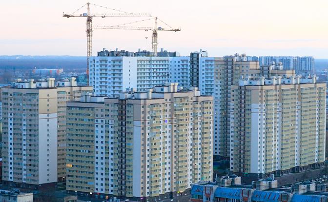 Кремль с жильем для народа доигрался: Россия крышу теряет