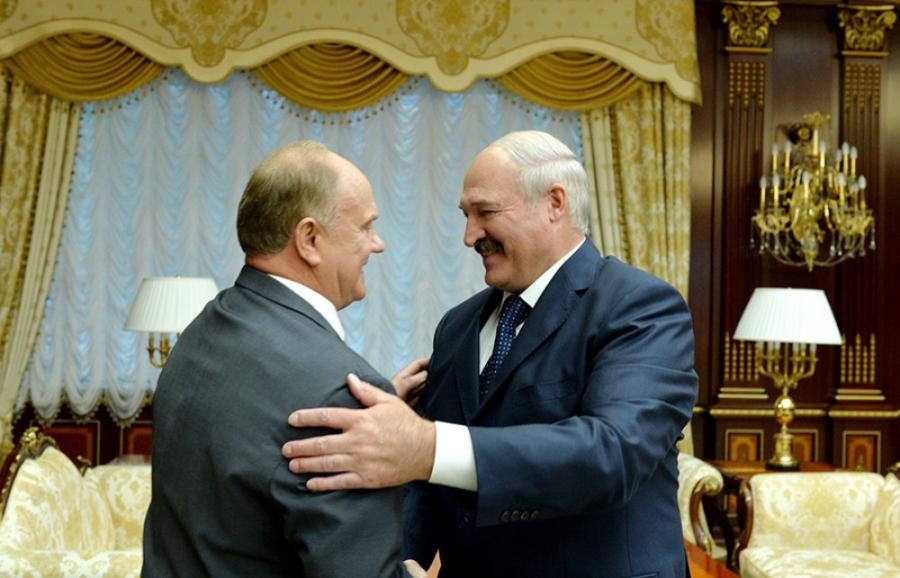 Геннадий Зюганов поздравляет с Днем единения России и Белоруссии