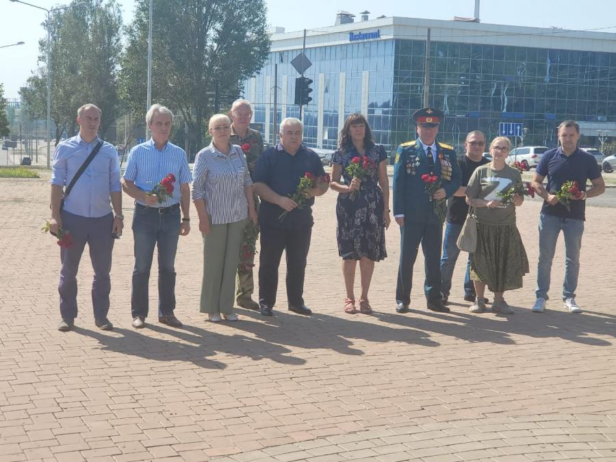 Рабочая поездка делегации КПРФ во главе с Казбеком Тайсаевым на Донбасс продолжается