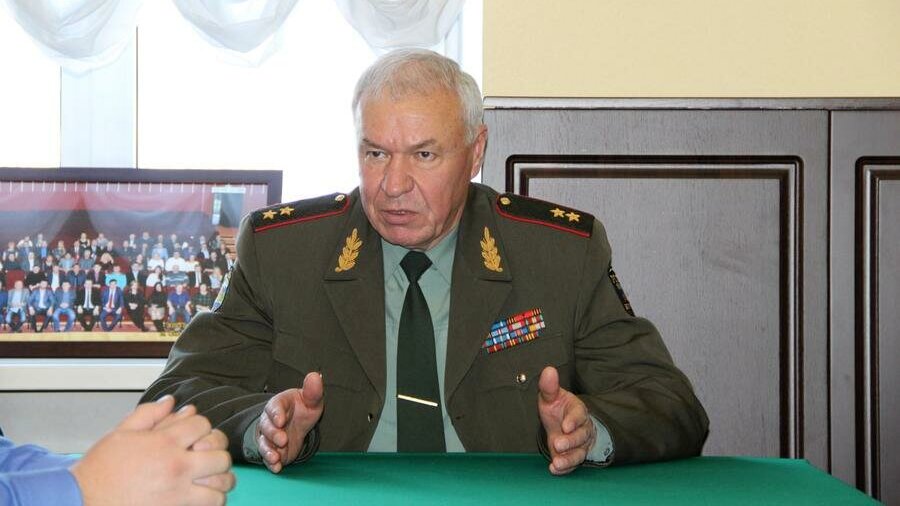 Виктор Соболев: «Какую армию мы строили?»
