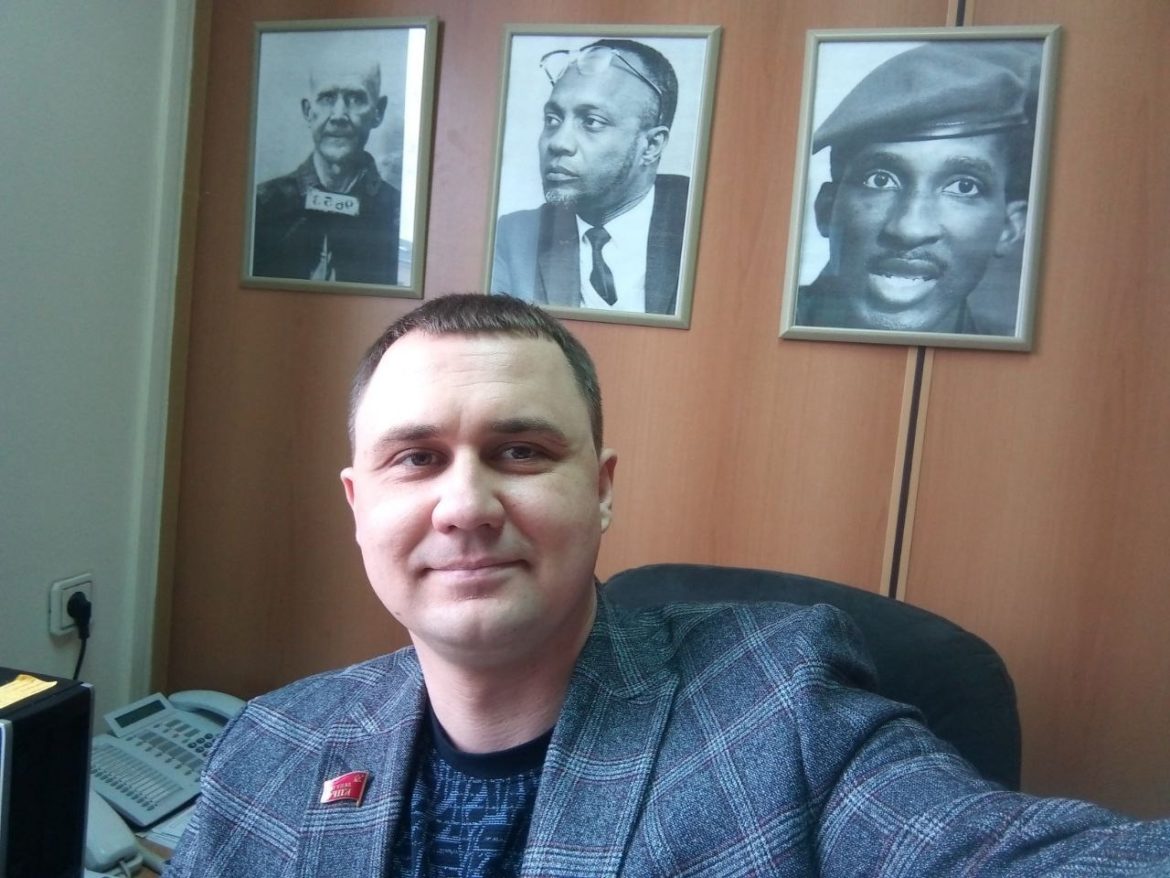Михаил Абдалкин обжаловал штраф в размере 150 000 рублей за «лапшу на ушах» во время послания Путина