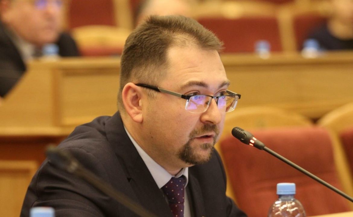 Политзаключенный-коммунист Дмитрий Чувилин заявил о принуждении к ускоренному ознакомлению с материалами уголовного дела