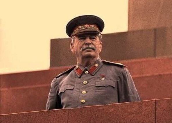 Иван Никитчук: «Возвращаясь к Сталину»
