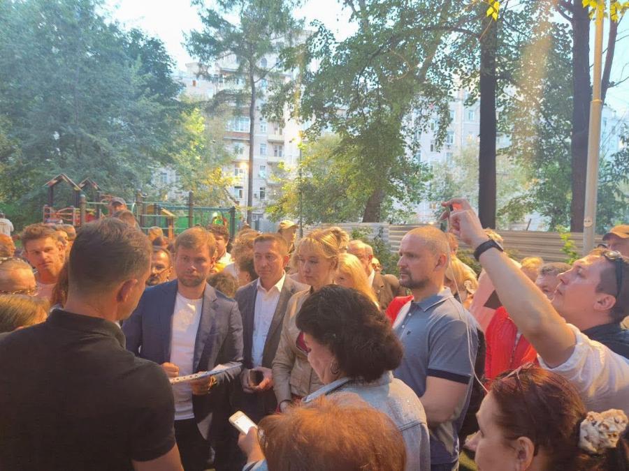 Леонид Зюганов поддержал протест граждан против строительства офисного центра в Дорогомилово