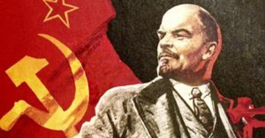Под Знаменем Ленина — к новым Победам!