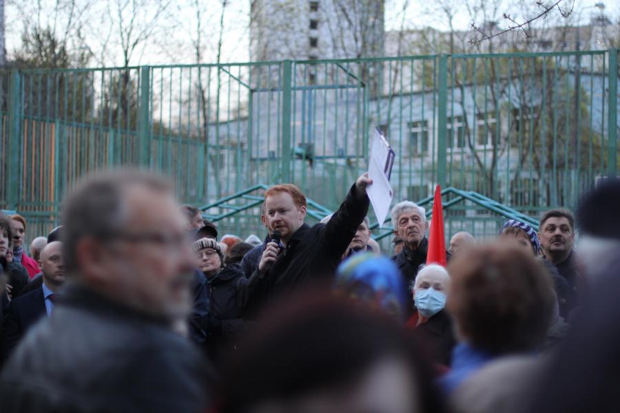 Денис Парфенов: «Остановить градостроительный беспредел в Бибирево»