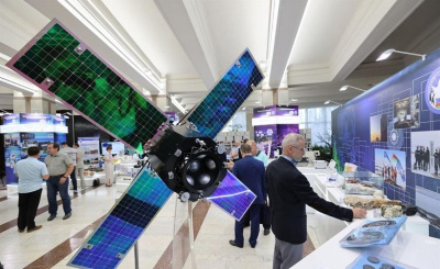 Новые спутники и аппаратура для космоса