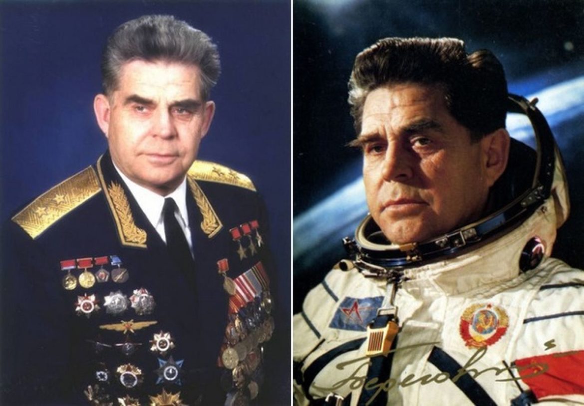 Советские космонавты-фронтовики