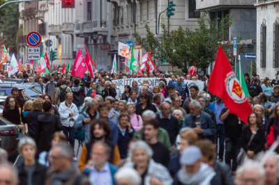 Планета протестует