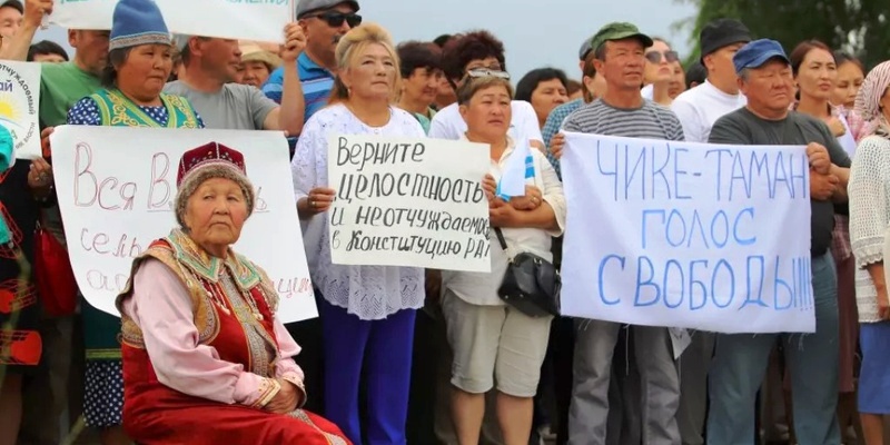 Чабаны и охотники Горного Алтая отказались превращать республику в русский Куршавель для чиновников и олигархов