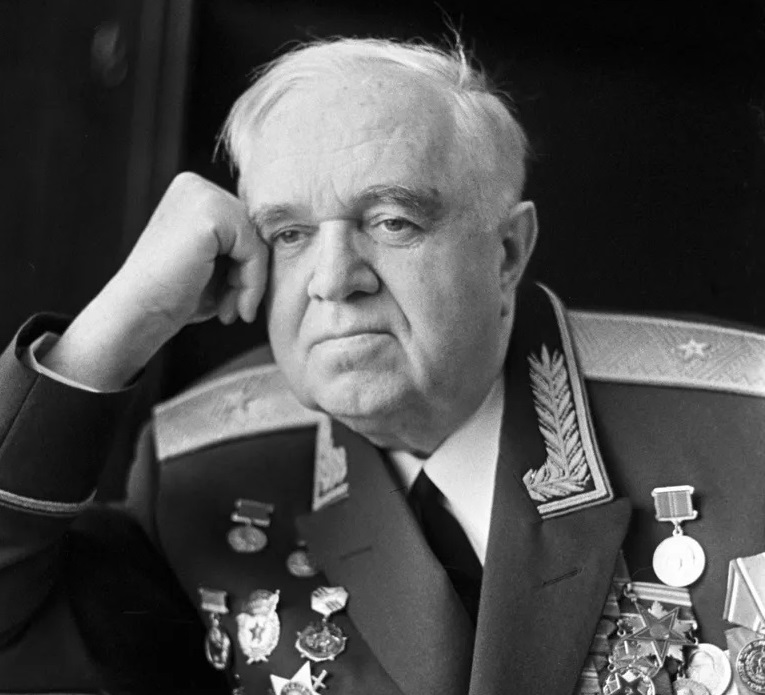 Красная Армия поёт и танцует