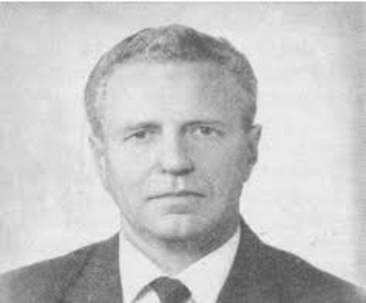 Светлой памяти товарища!