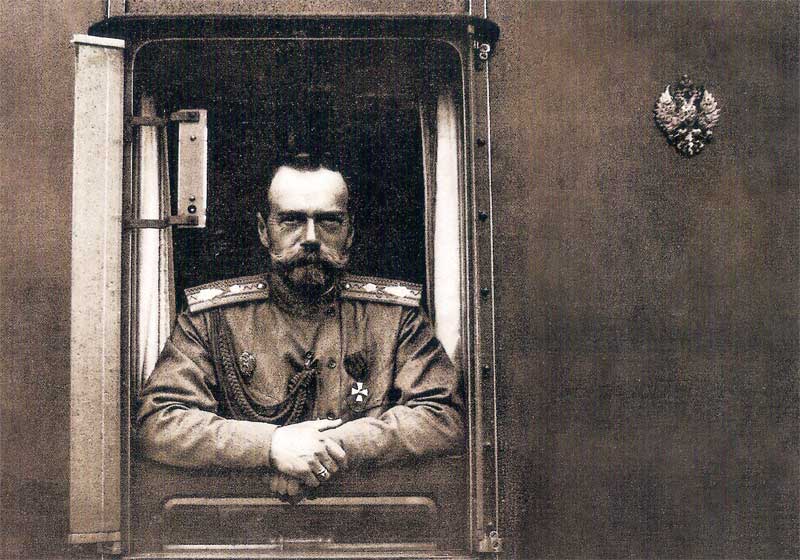 Александр Широкорад: Какое «щастье» светило России, если бы царь остался на престоле