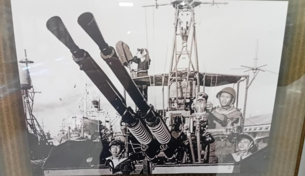 Московские коммунисты организовали экскурсию на выставку, посвященную российско-вьетнамской дружбе